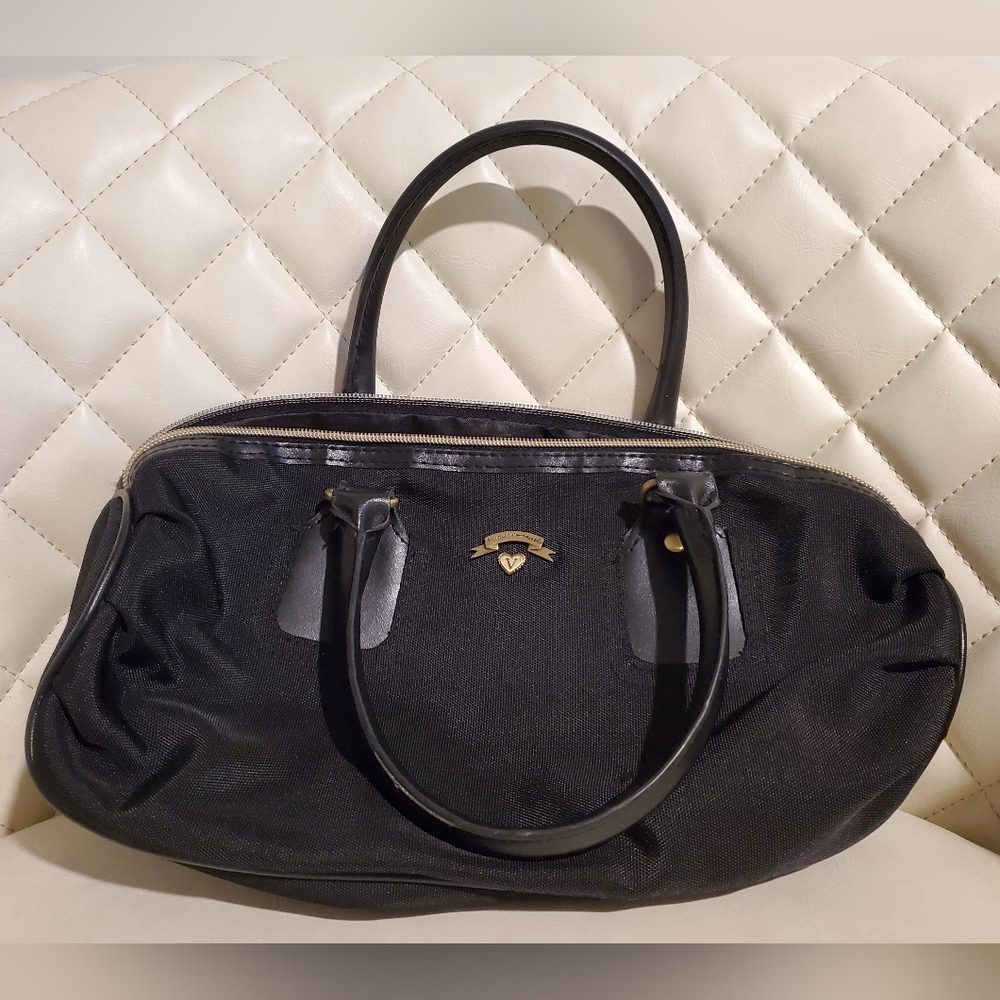 Victoria's SECRET Makeup Bag ~ Black